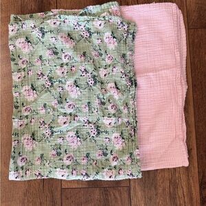 Floral Green and Pink Throw Blanket